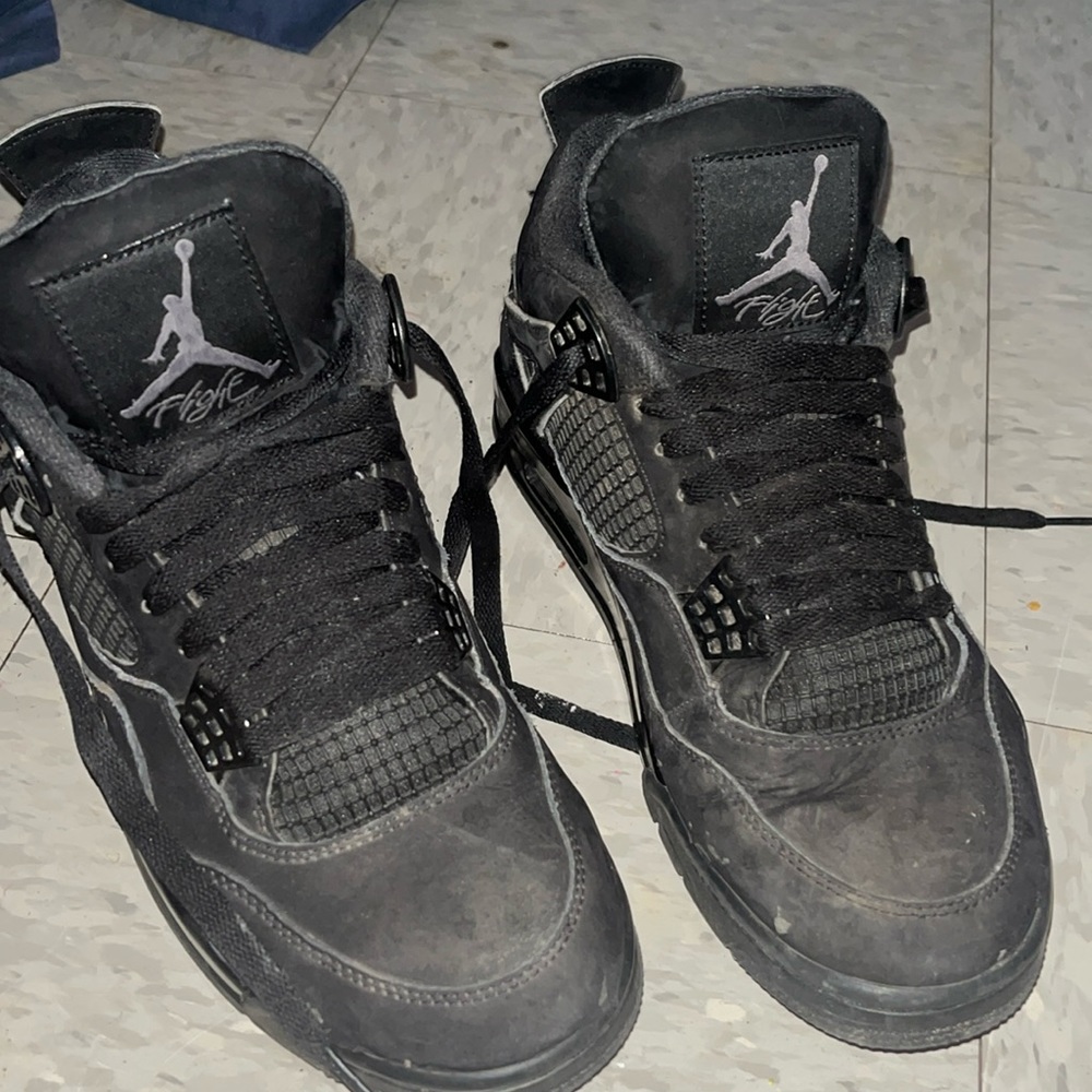 black cat 4s *no box*
